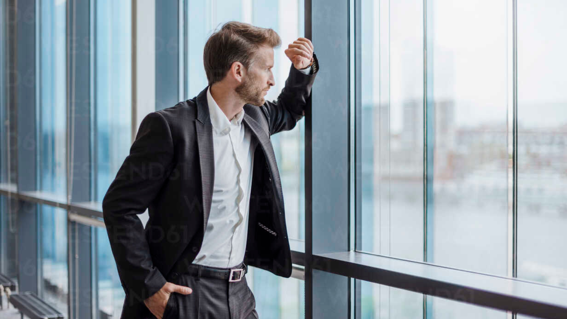 Business owner looking out at a new horizon, symbolizing new beginnings after selling a business