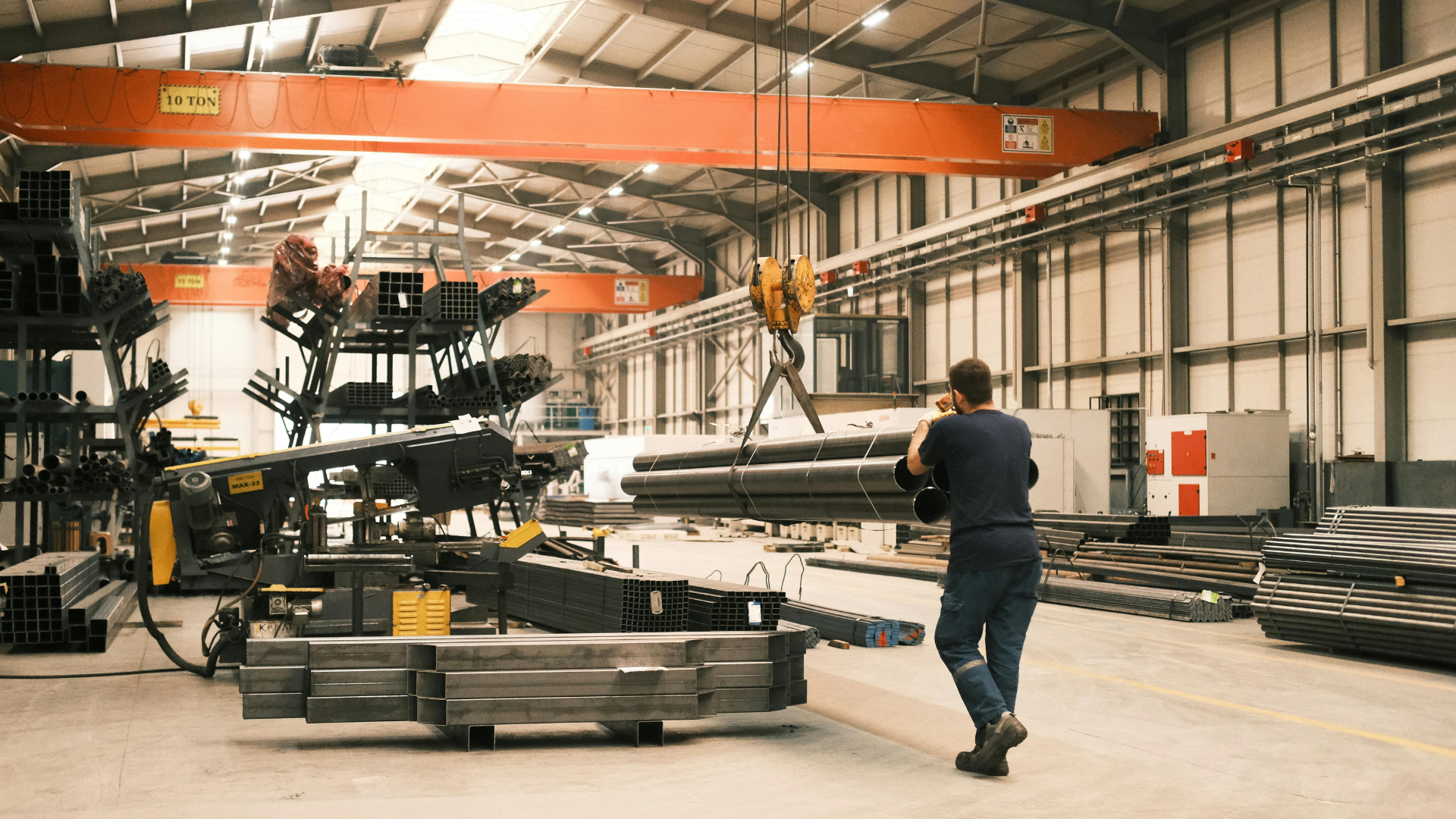 Fabrication floor with welding stations and large machinery