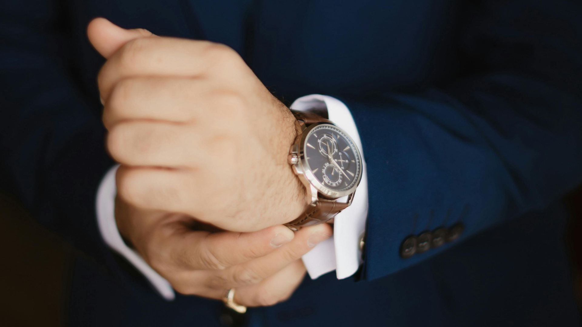 Stopwatch representing fast business sale timeline versus slow process